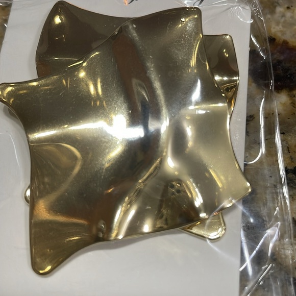 Large Gold Fold Square Large Earrings - Picture 3 of 11